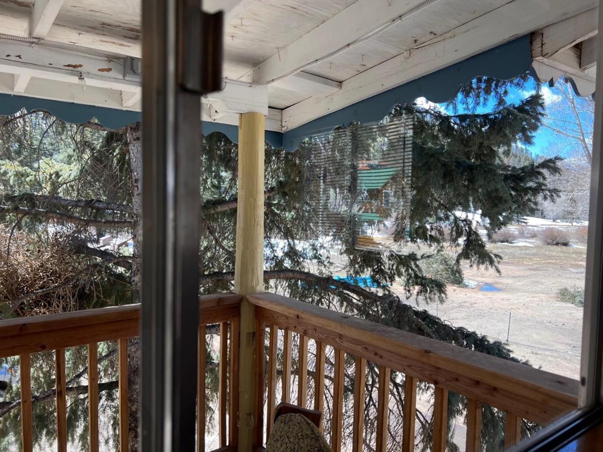 Mountain View Lodge 红河 外观 照片