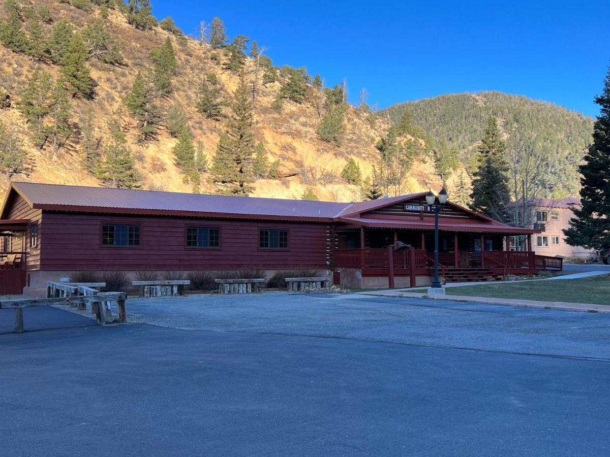 Mountain View Lodge 红河 外观 照片